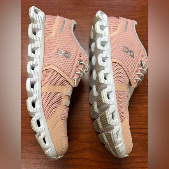 On Running Shoes - Cloud 5 Running Women's Rose Shell Sneakers